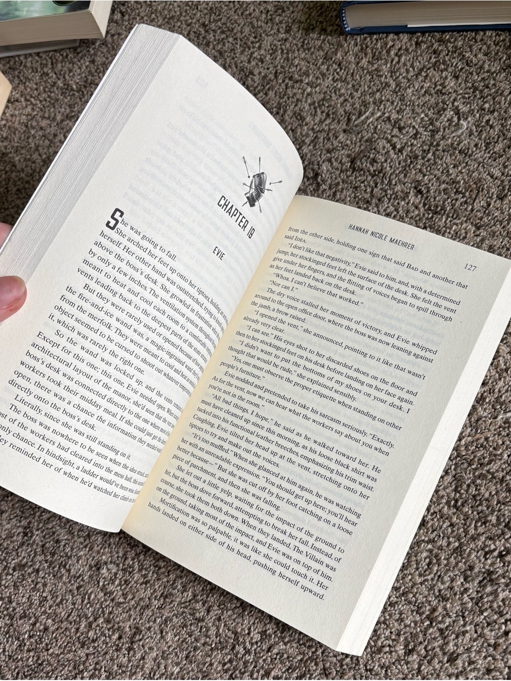 Assistant to the Villain book by Hannah Nicole Maehrer - Picture 3 of 4